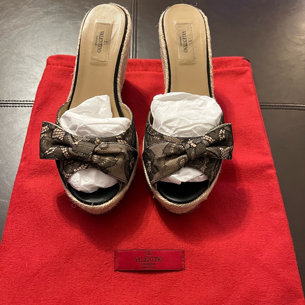 Valentino platform slides